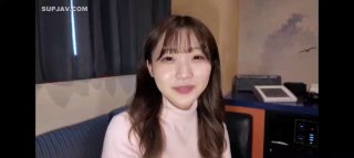 约了个越南妹子直播啪啪，情趣装黑丝口交道具自慰后入猛操